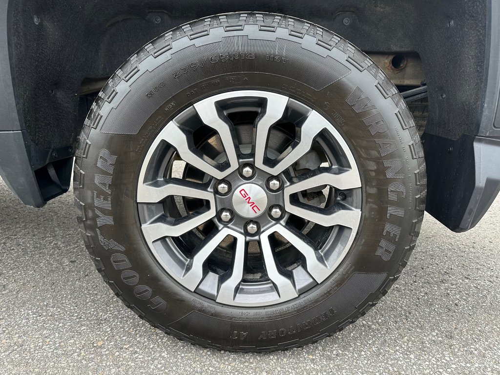 2022 GMC Sierra 1500 4WD Crew CAB Pickup AT4 in Charlemagne, Quebec - 6 - w1024h768px