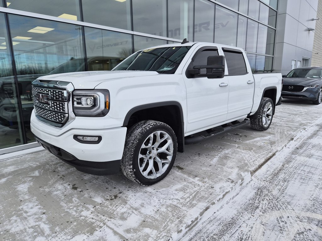 GMC Sierra 1500 SLT 2018 à Charlemagne, Québec - 1 - w1024h768px
