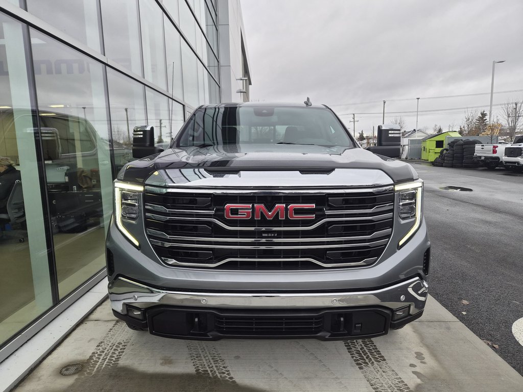2023 GMC Sierra 1500 SLT in Charlemagne, Quebec - 2 - w1024h768px