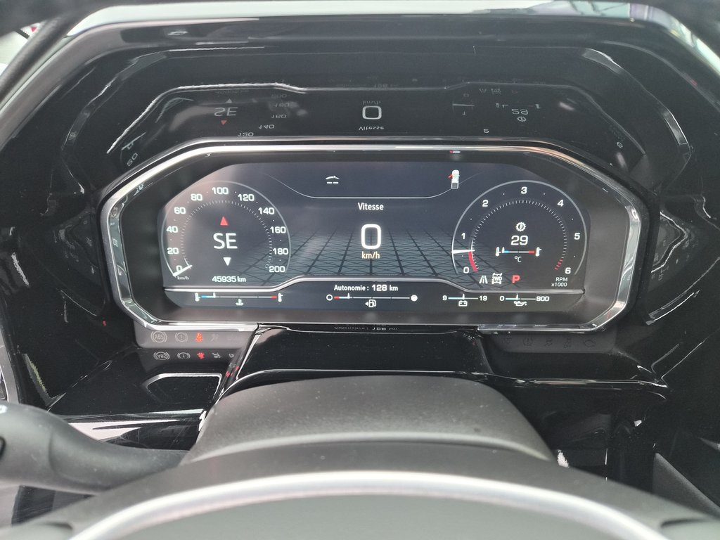 2023 GMC Sierra 1500 SLT in Charlemagne, Quebec - 13 - w1024h768px