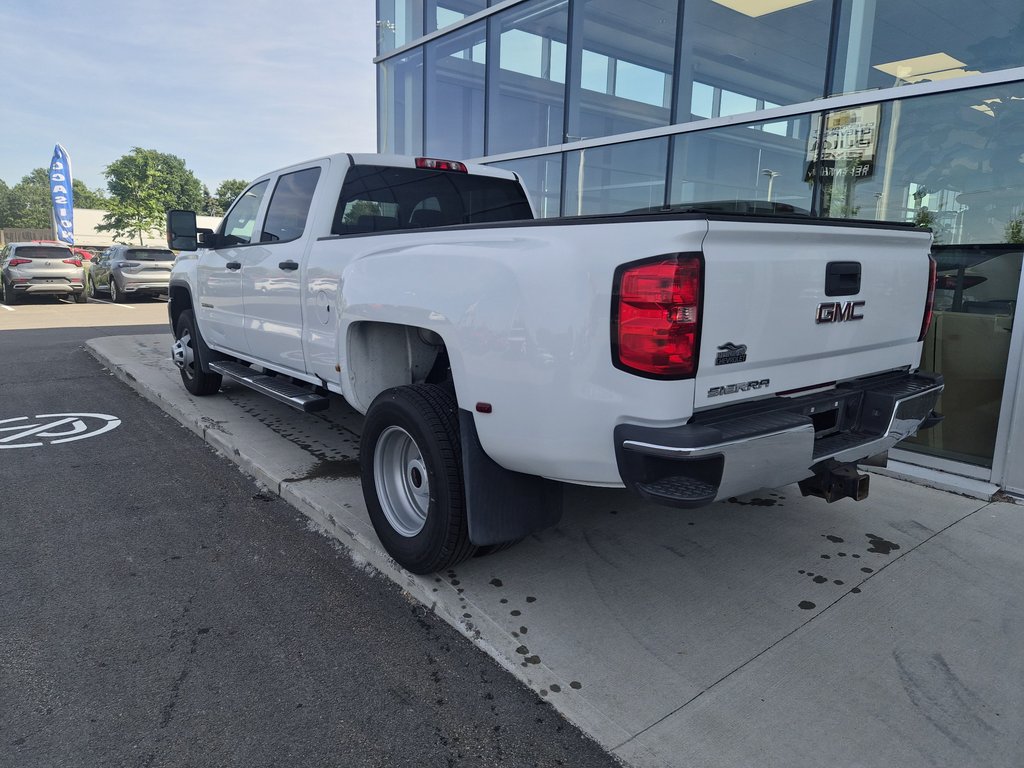 GMC Sierra 3500HD ROUE DOUBLE 2017 à Charlemagne, Québec - 7 - w1024h768px