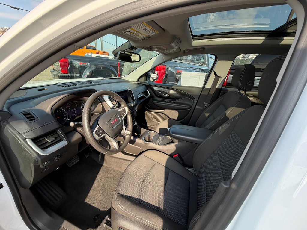 2023 GMC TERRAIN SLE AWD SLE in Charlemagne, Quebec - 8 - w1024h768px