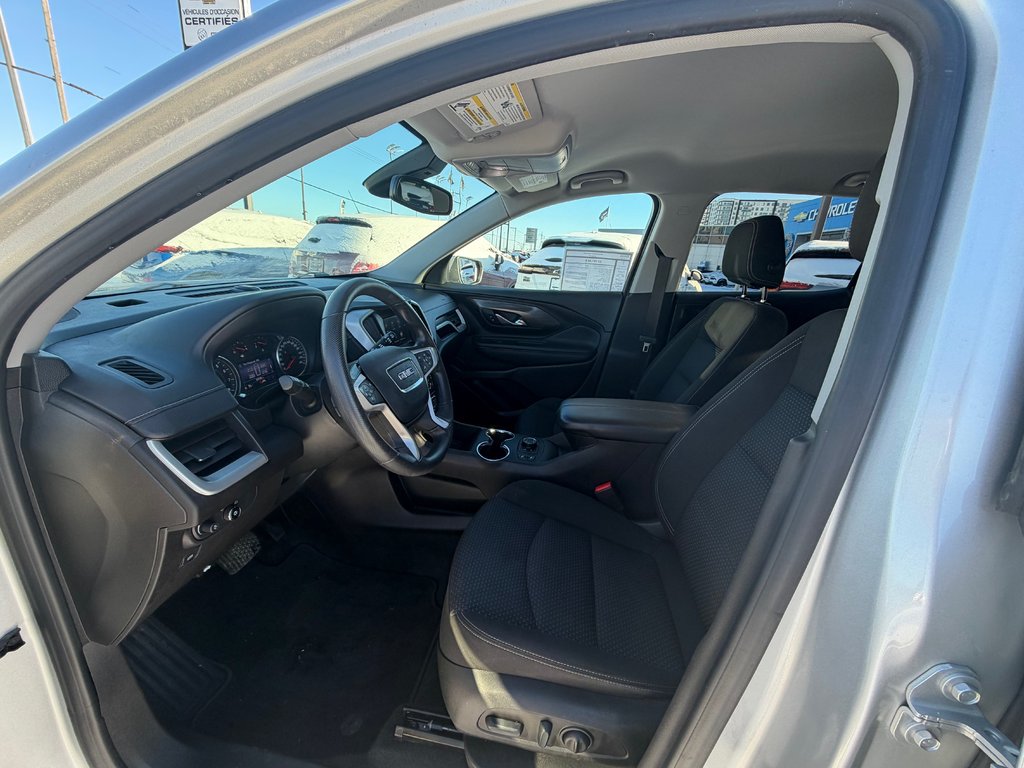 2022 GMC Terrain SLE in Charlemagne, Quebec - 8 - w1024h768px