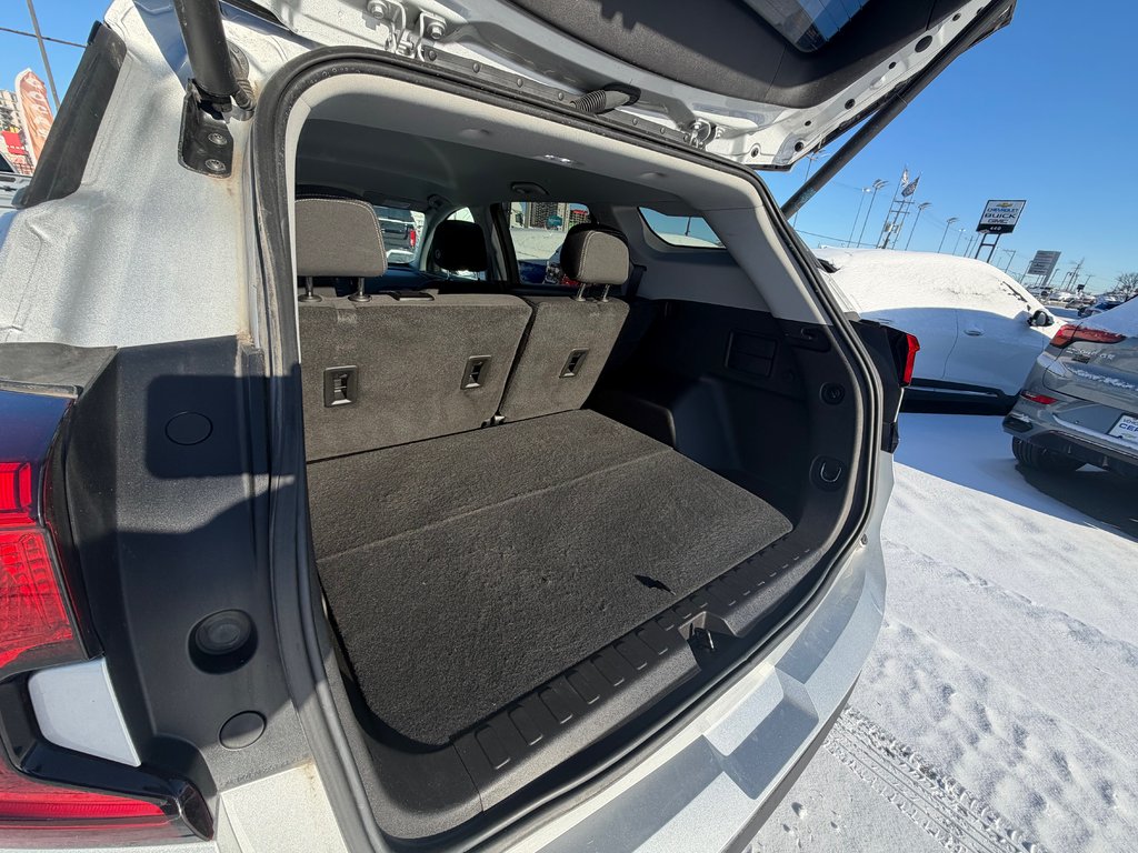 2022 GMC Terrain SLE in Charlemagne, Quebec - 7 - w1024h768px