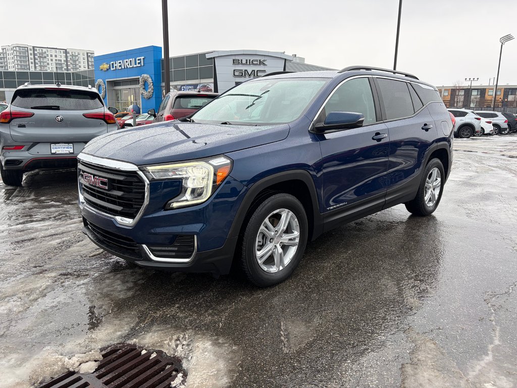 GMC Terrain SLE 2022 à Charlemagne, Québec - 1 - w1024h768px