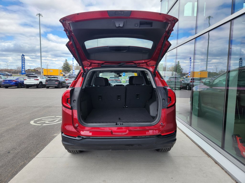 GMC Terrain SLE 2023 à Charlemagne, Québec - 7 - w1024h768px