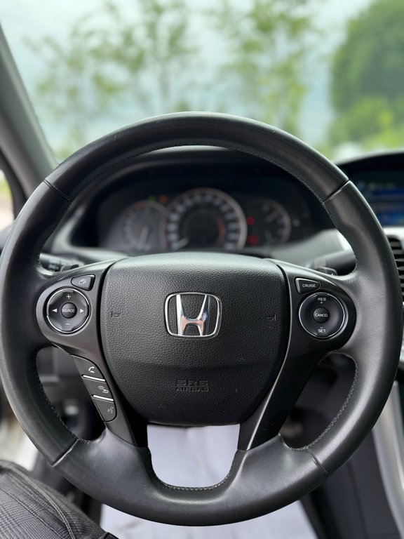 2014 Honda Accord Coupe EX-L W/NAVI,CAMÉRA DE RECUL,BANC CHAUFFANT in Charlemagne, Quebec - 19 - w1024h768px