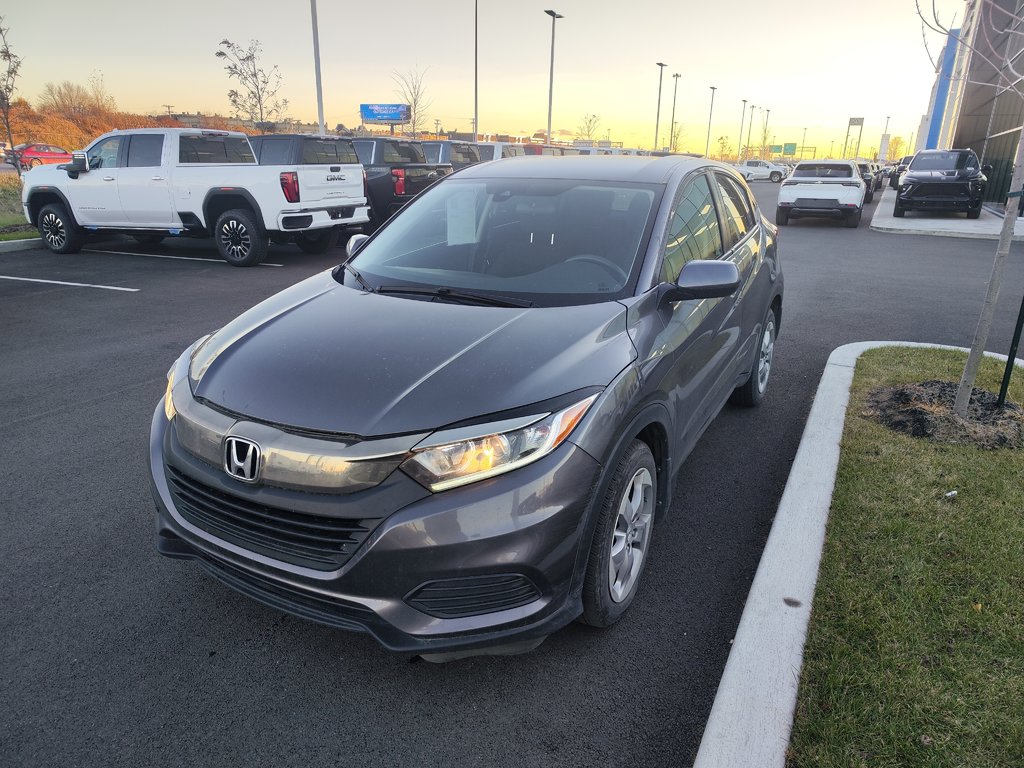 2021  HR-V LX in Charlemagne, Quebec - 1 - w1024h768px