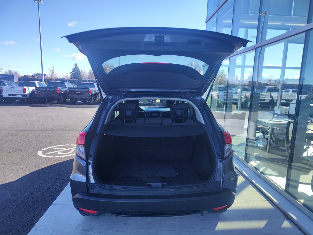 2021  HR-V LX in Charlemagne, Quebec - 5 - w1024h768px