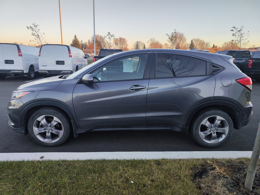 2021  HR-V LX in Charlemagne, Quebec - 3 - w1024h768px