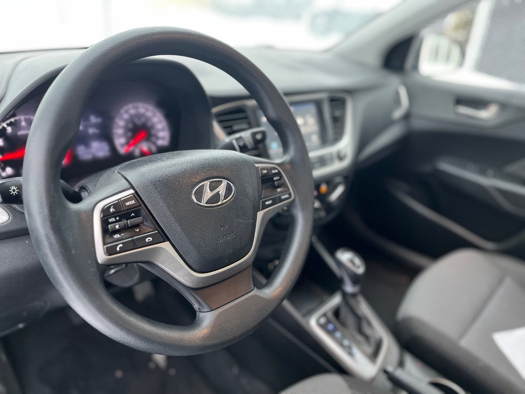 2019 Hyundai Accent PREFERRED,CAMÉRA DE RECUL,BANC CHAUFFANT in Charlemagne, Quebec - 4 - w1024h768px