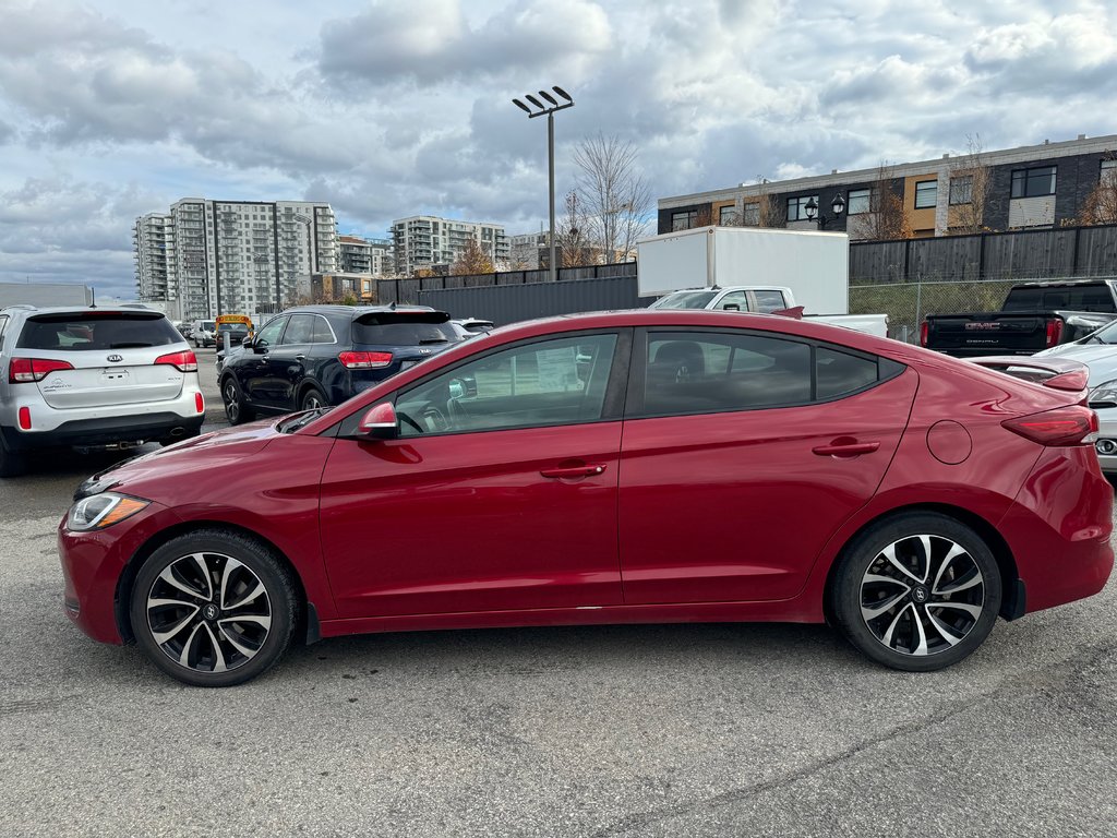 2017  Elantra GLS TOIT OUVRANT in Charlemagne, Quebec - 4 - w1024h768px