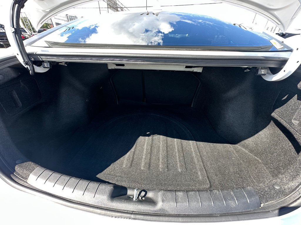 Hyundai Elantra PRIVILÉGIÉ 2020 à Charlemagne, Québec - 7 - w1024h768px
