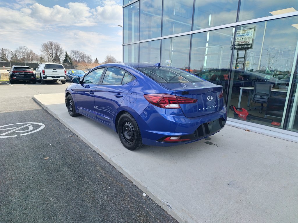Hyundai Elantra Preferred 2020 à Charlemagne, Québec - 4 - w1024h768px