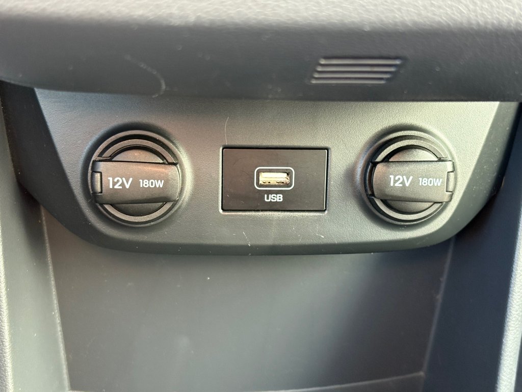 2020 Hyundai Ioniq Electric ULTIMATE, BANC CHAUFFANT, CAMÉRA DE RECUL in Charlemagne, Quebec - 17 - w1024h768px