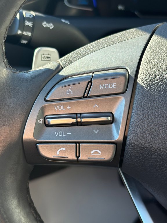 2020 Hyundai Ioniq Electric ULTIMATE, BANC CHAUFFANT, CAMÉRA DE RECUL in Charlemagne, Quebec - 23 - w1024h768px