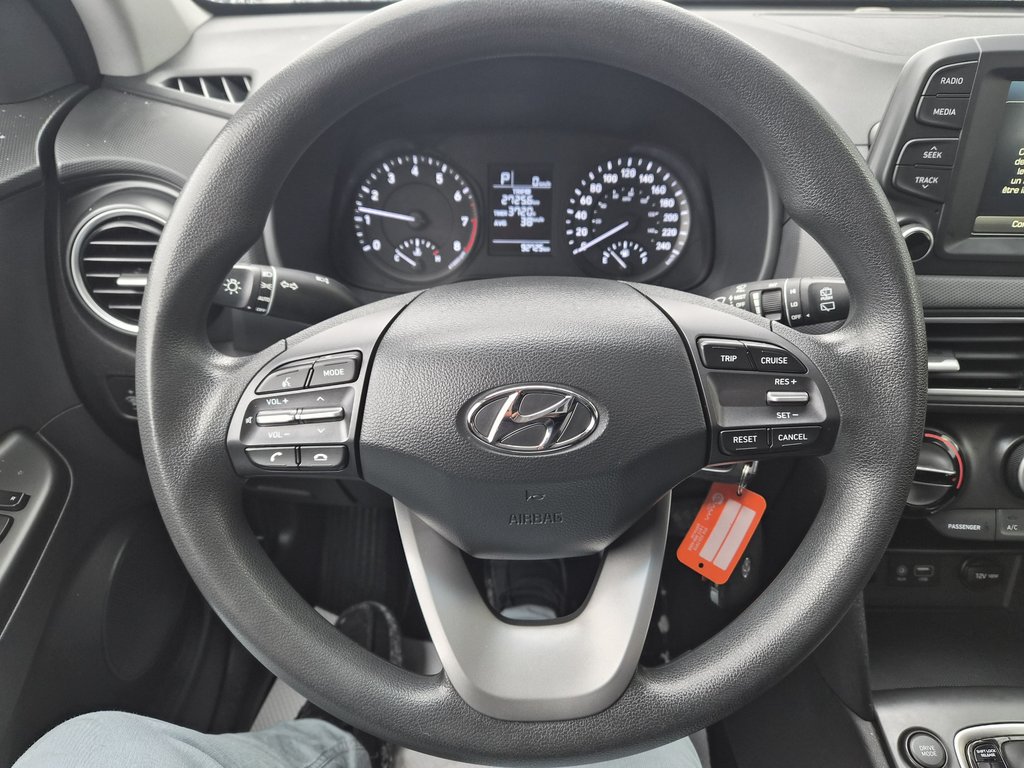 2021 Hyundai Kona Essential in Charlemagne, Quebec - 11 - w1024h768px