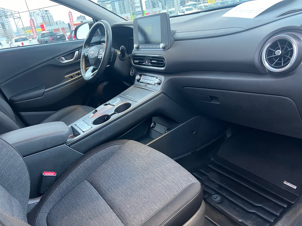 2022 Hyundai Kona EV Preferred in Charlemagne, Quebec - 8 - w1024h768px