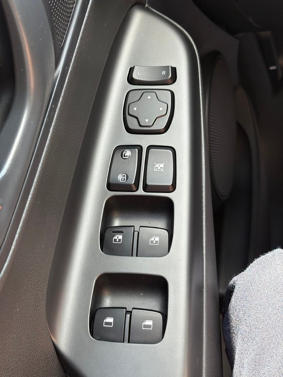 2022 Hyundai Kona PREFFERED, CAMÉRA DE RECUL, BANC CHAUFFANT in Charlemagne, Quebec - 24 - w1024h768px