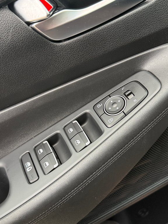 2022 Hyundai Santa Fe PREFFERED, CAMÉRA DE RECUL, BANC CHAUFFANT in Saint-Jérôme, Quebec - 24 - w1024h768px