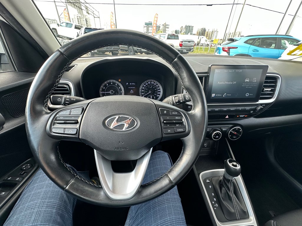 2021 Hyundai Venue PRIVILÉGIÉ in Charlemagne, Quebec - 11 - w1024h768px