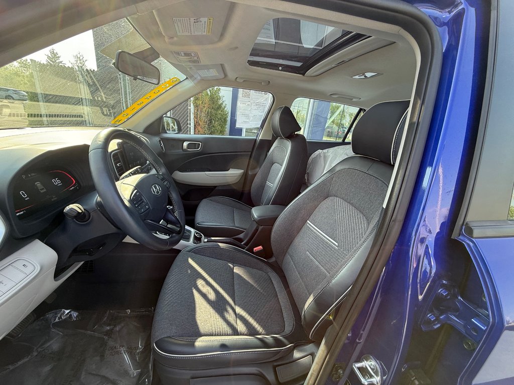 2023 Hyundai Venue ULTIMATE,CAMÉRA DE RECUL,BANC CHAUFFANT in Charlemagne, Quebec - 5 - w1024h768px