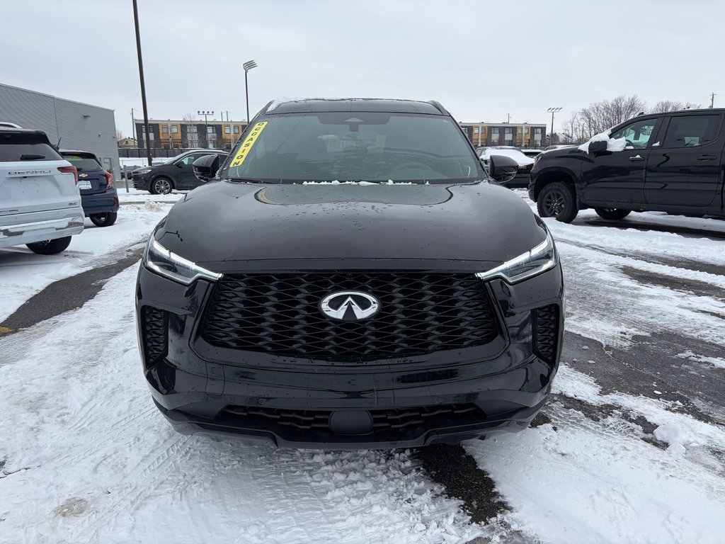 Infiniti QX60 LUXE 2025 à Charlemagne, Québec - 2 - w1024h768px