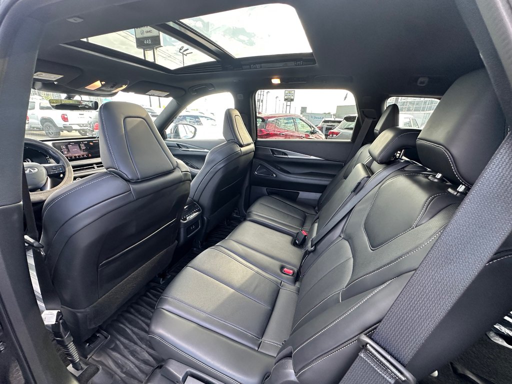 2025 Infiniti QX60 LUXE in Charlemagne, Quebec - 10 - w1024h768px