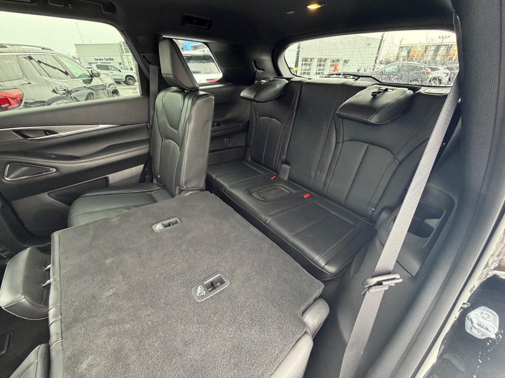 2025 Infiniti QX60 LUXE in Charlemagne, Quebec - 11 - w1024h768px
