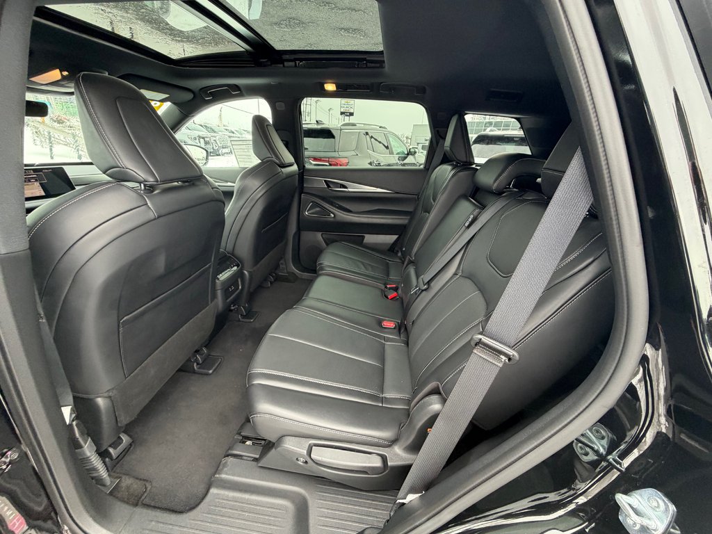 2025 Infiniti QX60 LUXE in Charlemagne, Quebec - 8 - w1024h768px