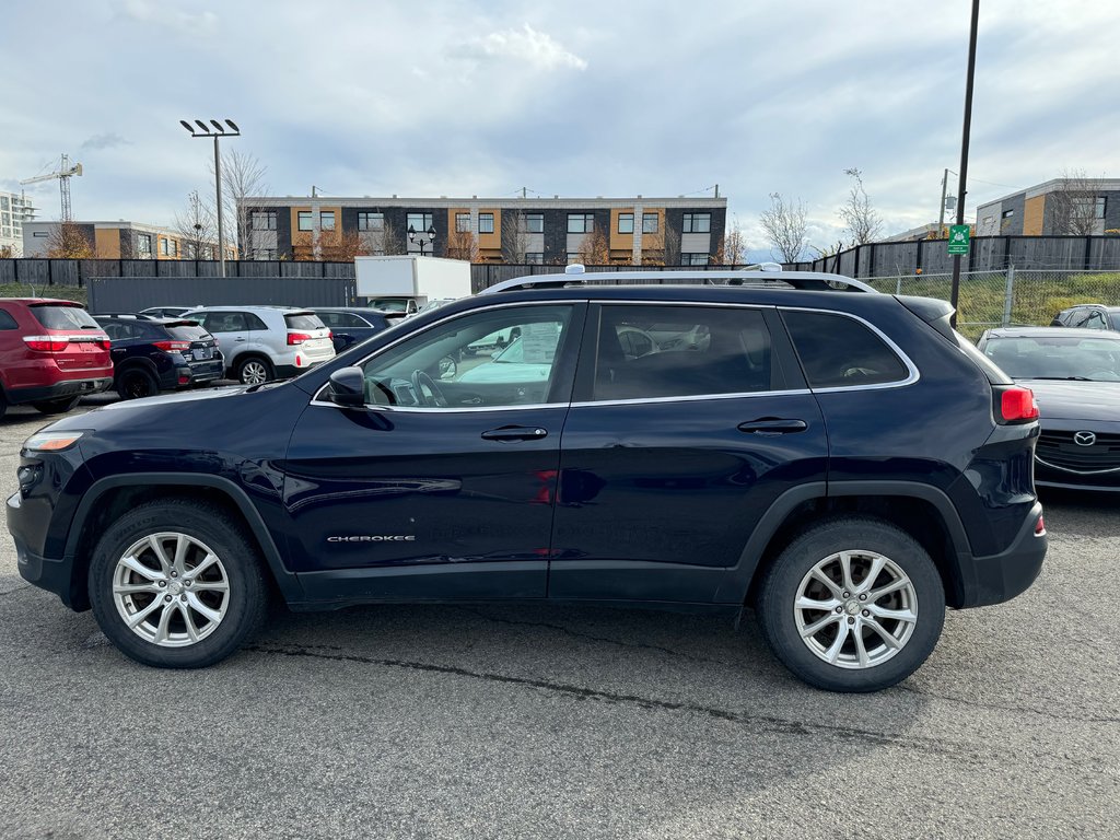 Cherokee NORTH 4X4 TOIT OUVRANT 2016 à Charlemagne, Québec - 4 - w1024h768px