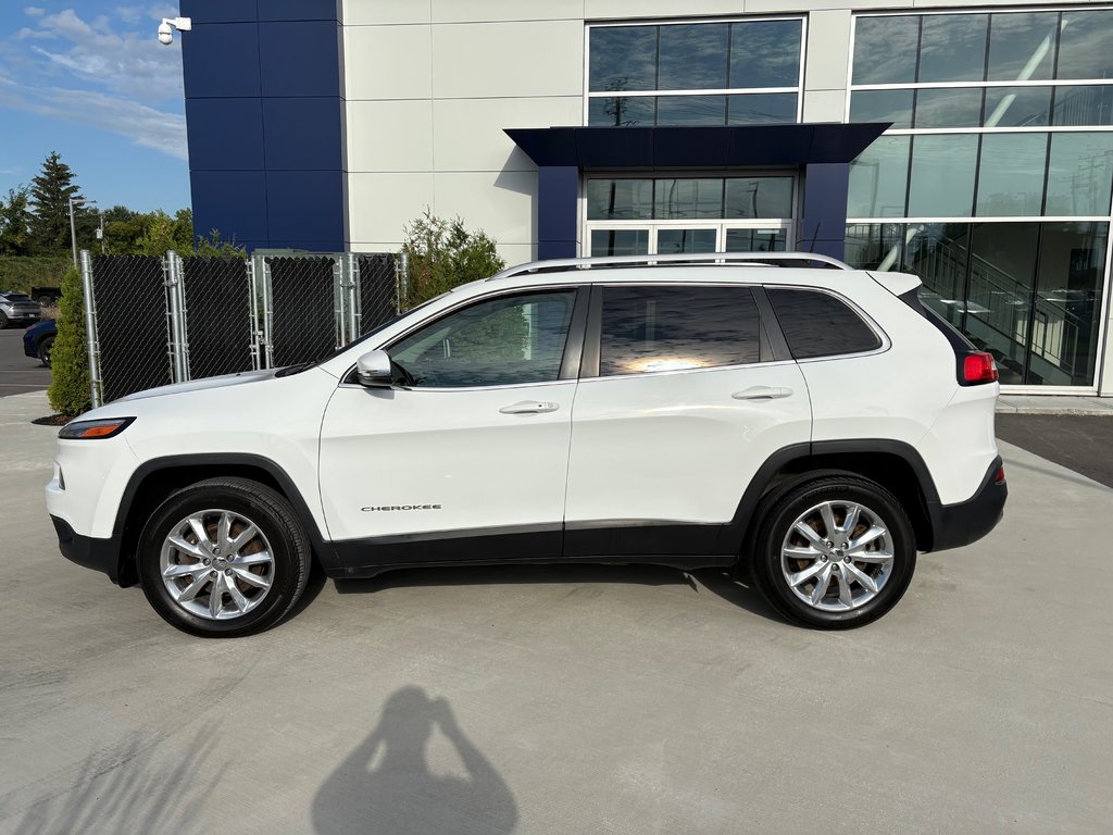 2016 Jeep Cherokee LIMITED, BANC CHAUFFANT, CAMÉRA DE RECUL in Charlemagne, Quebec - 6 - w1024h768px