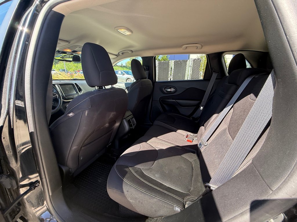 2016 Jeep Cherokee NORTH,CAMÉRA DE RECUL,BANC CHAUFFANT in Saint-Jérôme, Quebec - 9 - w1024h768px