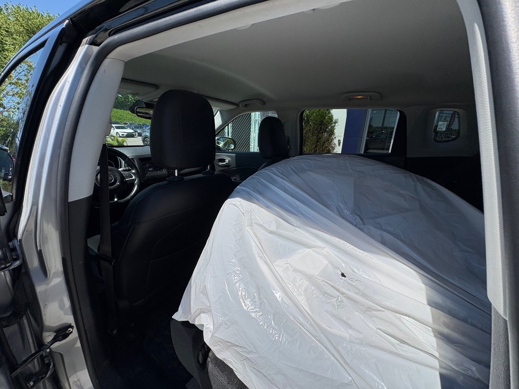 Jeep Compass NORTH, CAMÉRA DE RECUL, BANC CHAUFFANT 2018 à Saint-Jérôme, Québec - 9 - w1024h768px