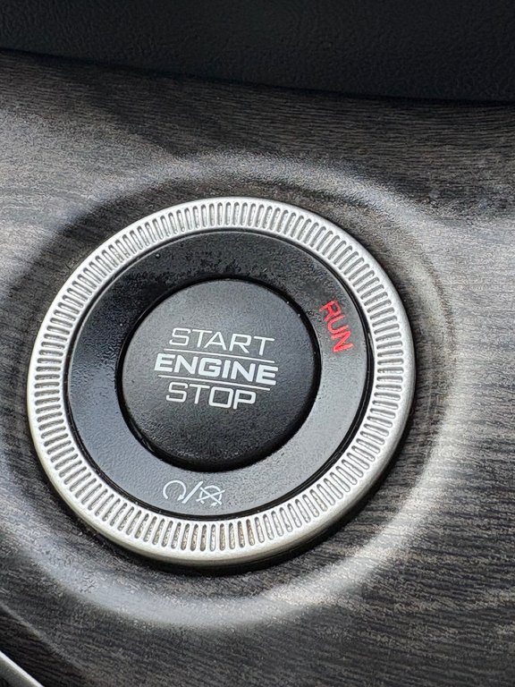 2023 Jeep Grand Cherokee L LIMITED, BANC CHAUFFANT, CAMÉRA DE RECUL in Charlemagne, Quebec - 19 - w1024h768px