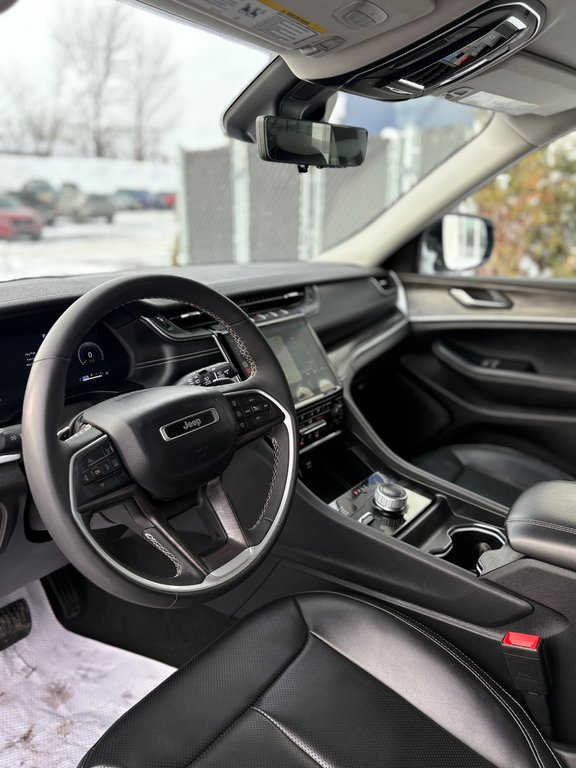 2023 Jeep Grand Cherokee L LIMITED, BANC CHAUFFANT, CAMÉRA DE RECUL in Charlemagne, Quebec - 4 - w1024h768px