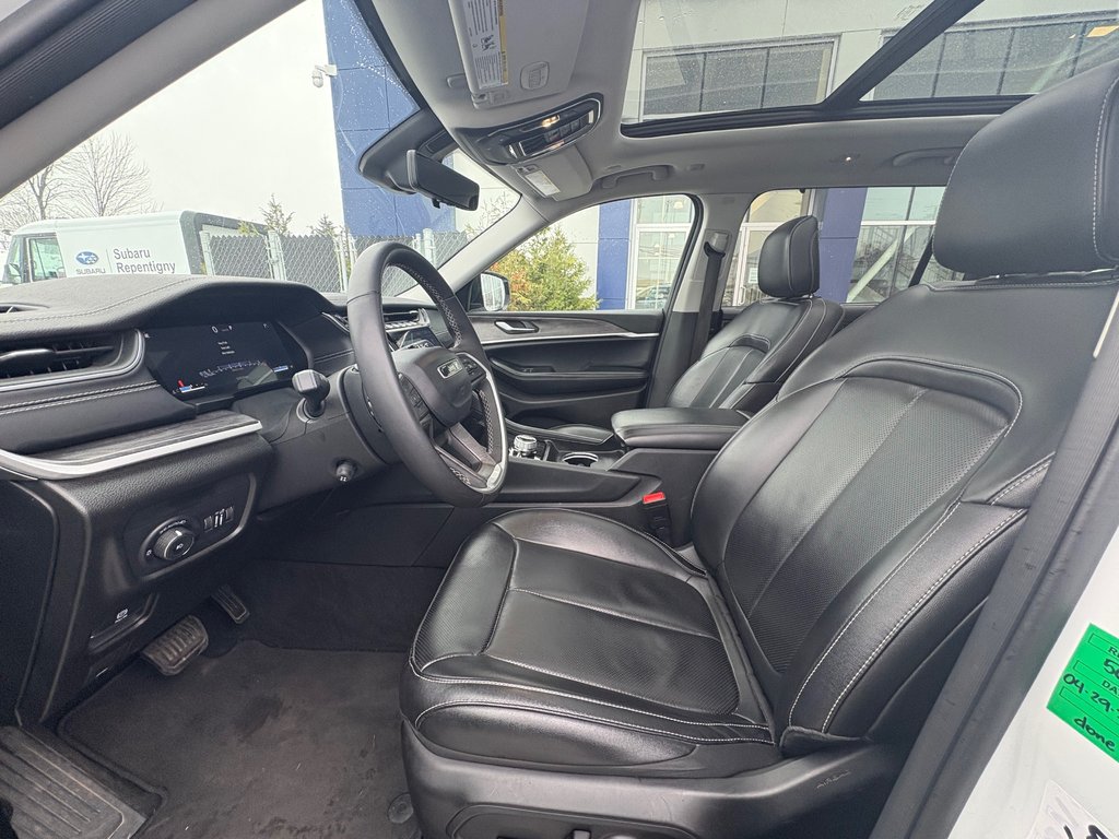2023 Jeep Grand Cherokee L LIMITED, BANC CHAUFFANT, CAMÉRA DE RECUL in Charlemagne, Quebec - 5 - w1024h768px