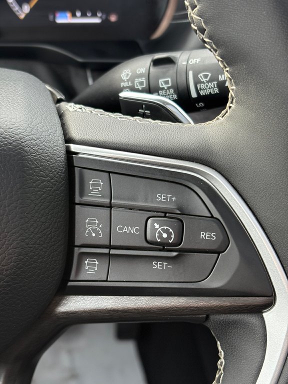 2023 Jeep Grand Cherokee L LIMITED, BANC CHAUFFANT, CAMÉRA DE RECUL in Charlemagne, Quebec - 20 - w1024h768px