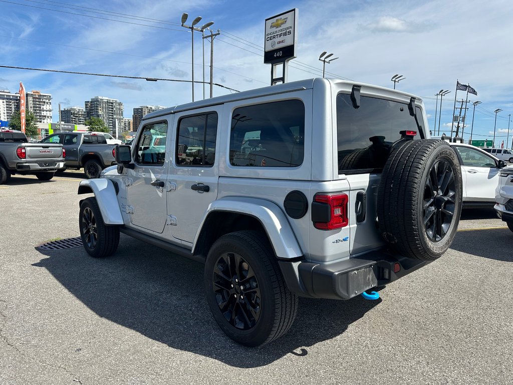 2023 Jeep Wrangler in Charlemagne, Quebec - 4 - w1024h768px
