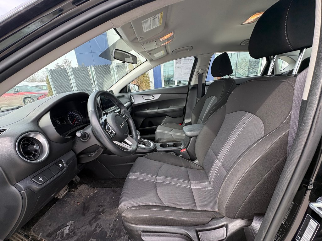 Kia Forte LX, CAMÉRA DE RECUL, BANC CHAUFFANT 2022 à Saint-Jérôme, Québec - 5 - w1024h768px