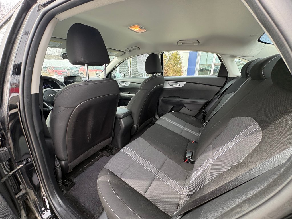 Kia Forte LX, CAMÉRA DE RECUL, BANC CHAUFFANT 2022 à Saint-Jérôme, Québec - 9 - w1024h768px