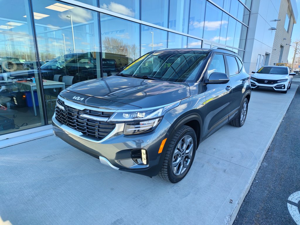 Kia Seltos EX AWD 2024 à Saint-Jérôme, Québec - 1 - w1024h768px