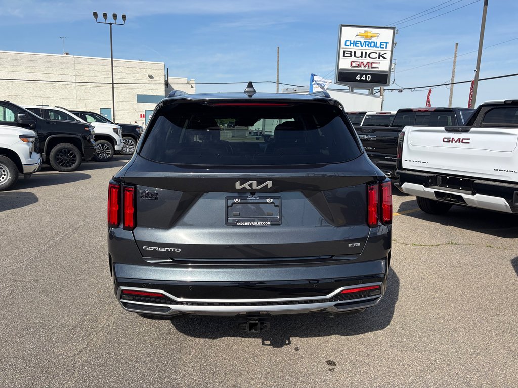 2023 Kia Sorento EX+ in Saint-Jérôme, Quebec - 4 - w1024h768px