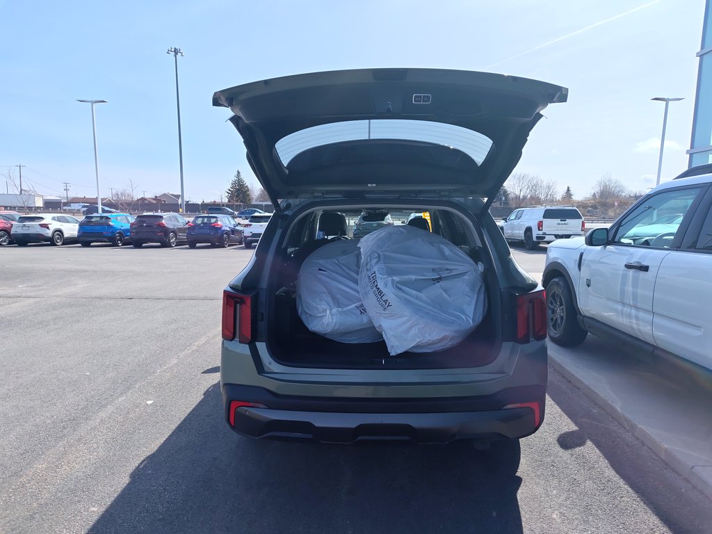 2024 Kia Sorento X-LINE AWD in Charlemagne, Quebec - 8 - w1024h768px