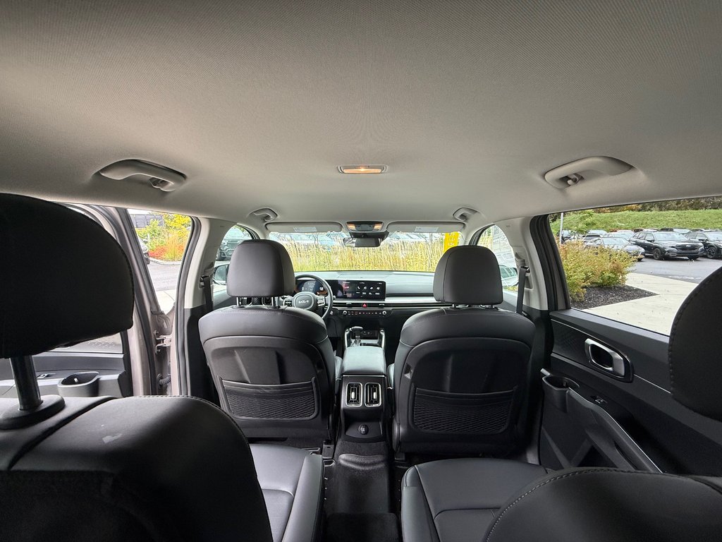 2025 Kia Sorento EX, CAMÉRA DE RECUL, BANC CHAUFFANT, CUIR in Saint-Jérôme, Quebec - 11 - w1024h768px