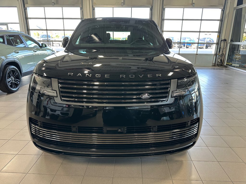 Land Rover Range Rover SV 2024 à Charlemagne, Québec - 2 - w1024h768px