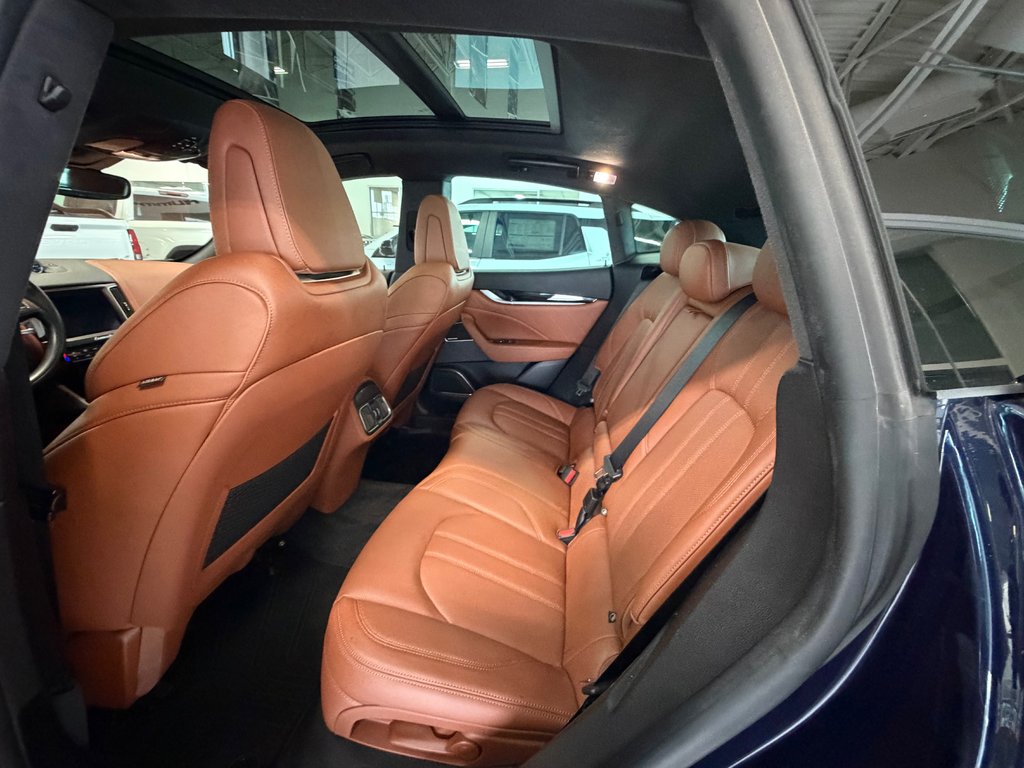 Maserati Levante S GranSport 2020 à Charlemagne, Québec - 8 - w1024h768px