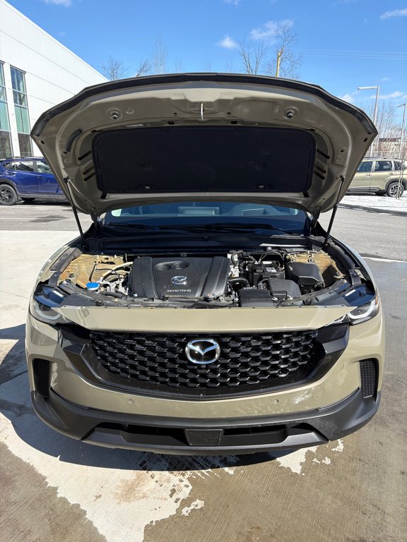 Mazda CX-50 GT, CAMÉRA DE RECUL, BANC CHAUFFANT 2023 à Saint-Jérôme, Québec - 23 - w1024h768px
