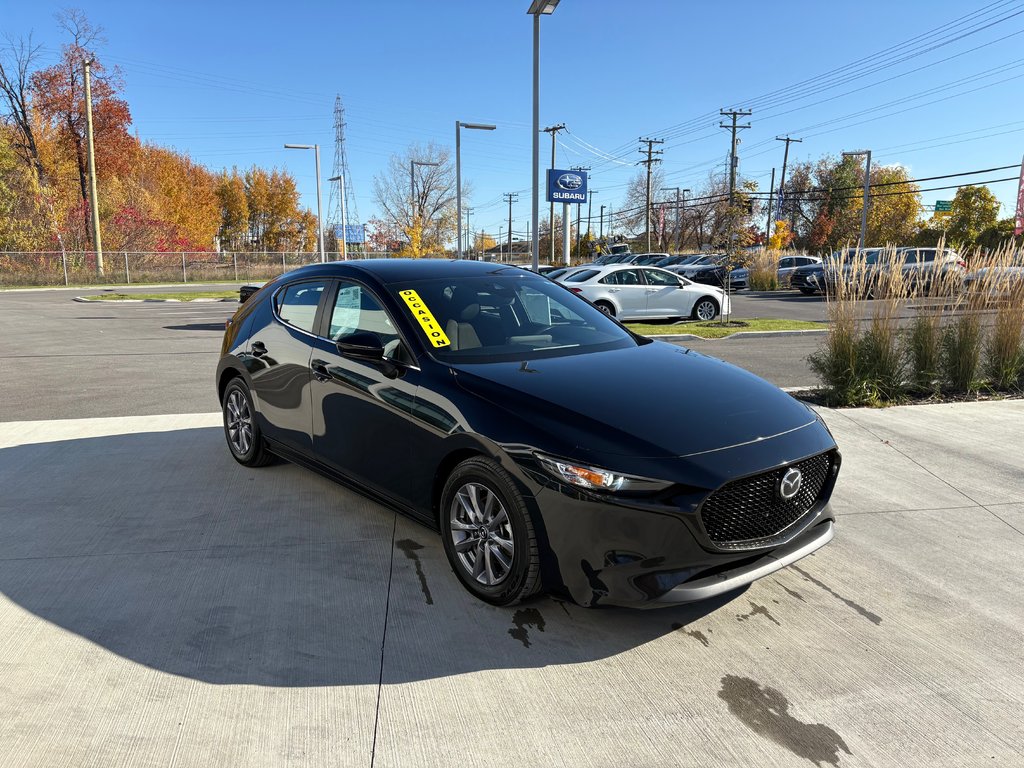 2023 Mazda 3 Sport GS, CAMÉRA DE RECUL, BANC CHAUFFANT in Charlemagne, Quebec - 13 - w1024h768px