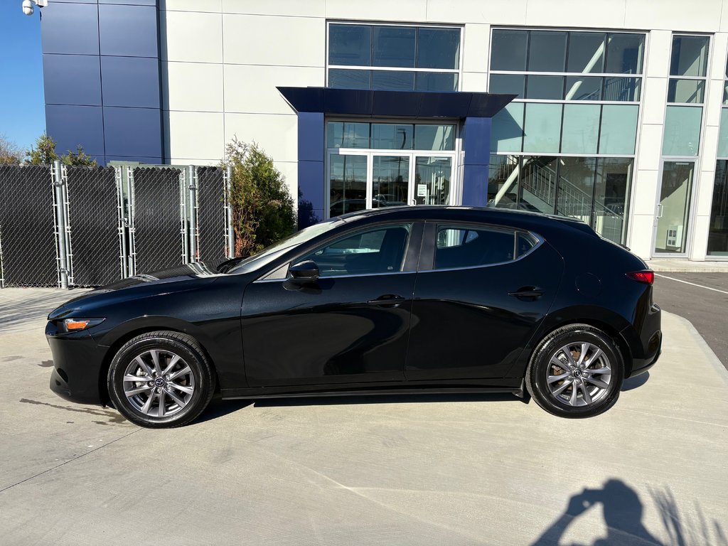 2023 Mazda 3 Sport GS, CAMÉRA DE RECUL, BANC CHAUFFANT in Charlemagne, Quebec - 6 - w1024h768px